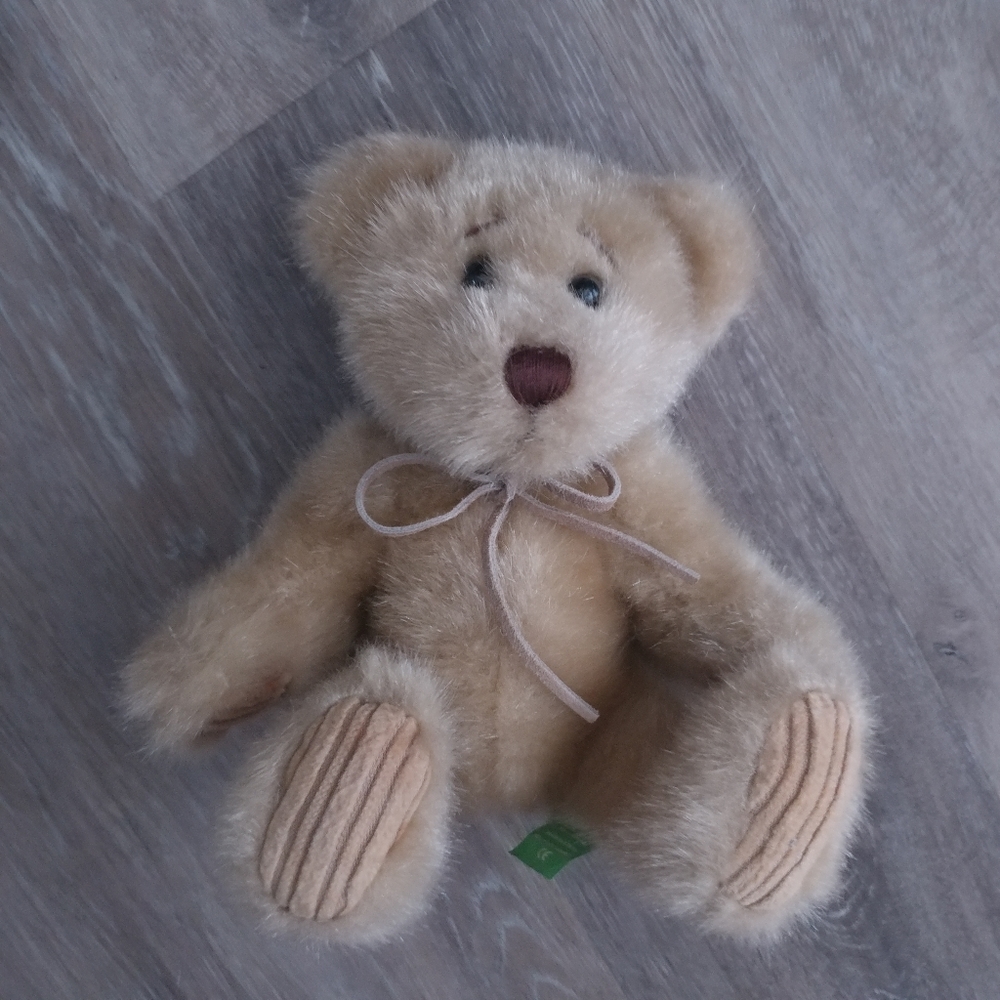 Minky 1402 First & Main cream 7" teddy bear